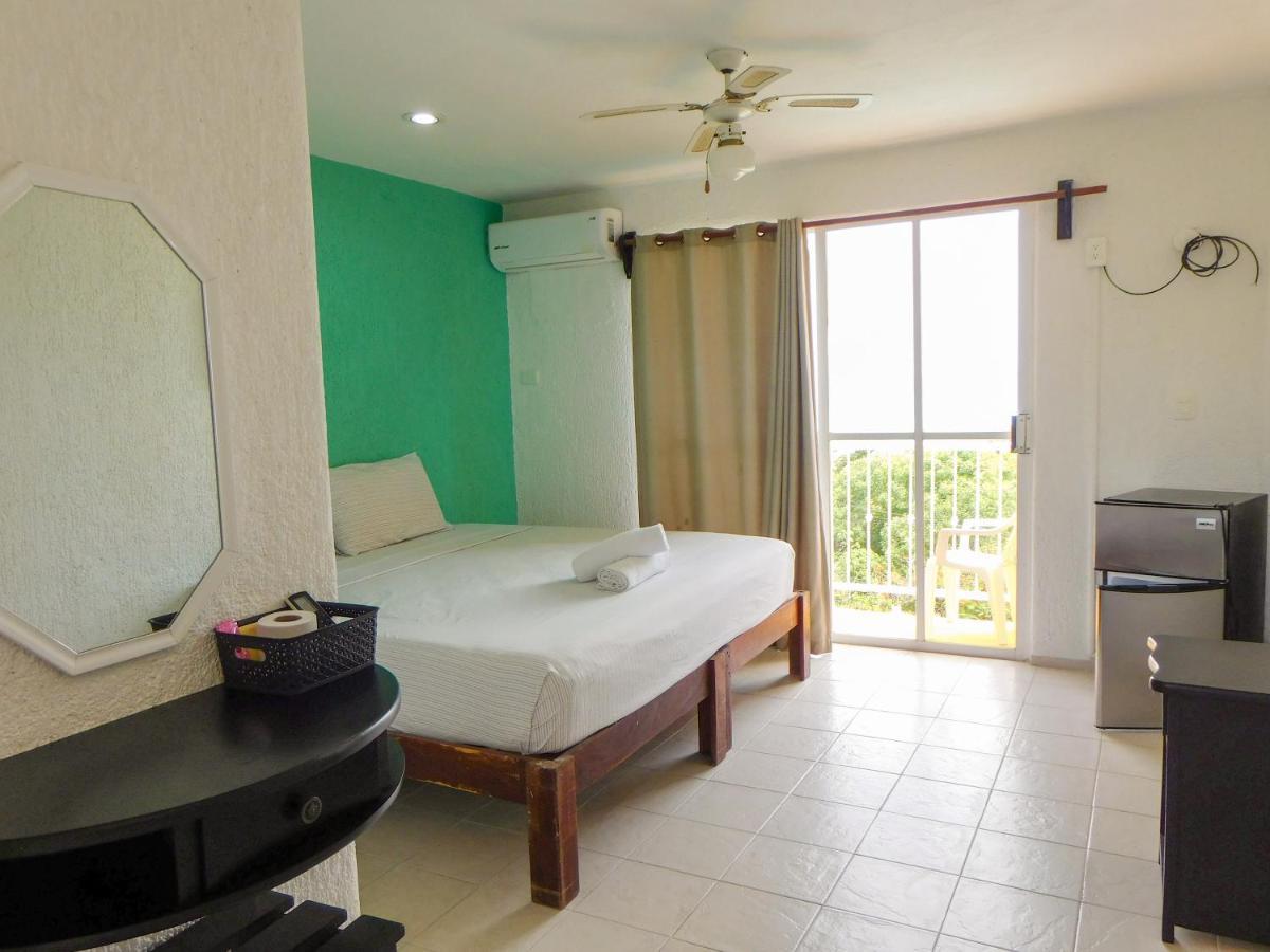 Hotel Ma Elena Isla Mujeres Extérieur photo