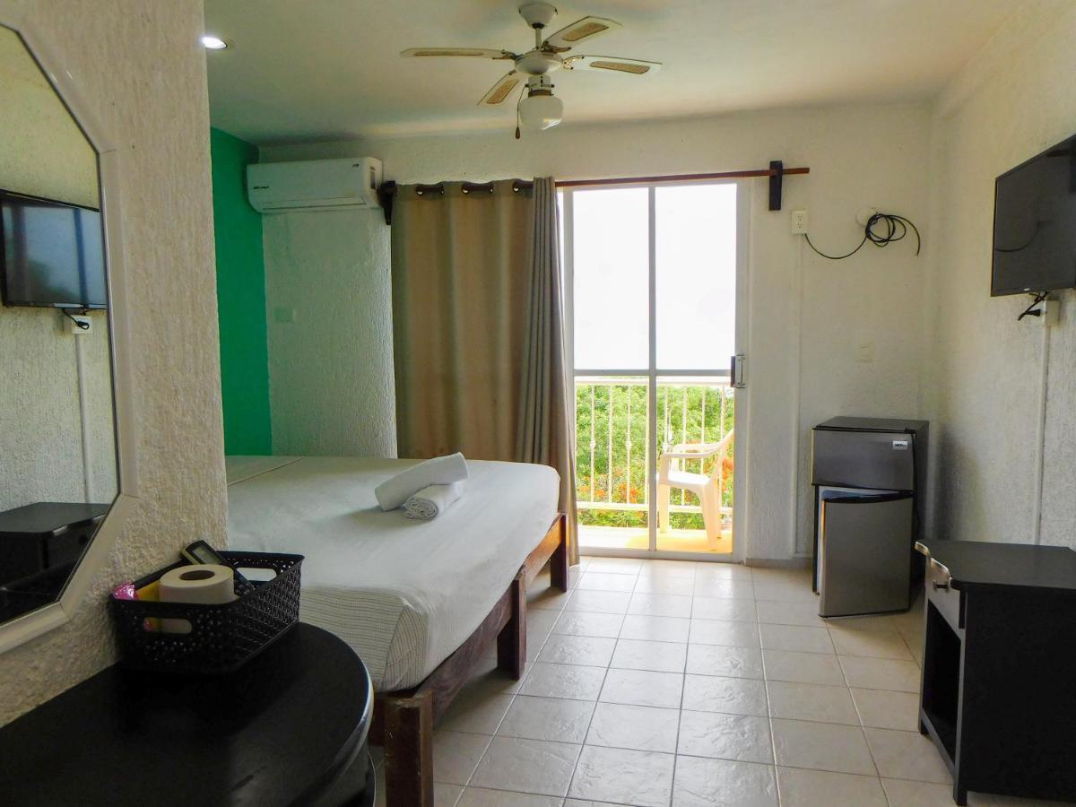 Hotel Ma Elena Isla Mujeres Extérieur photo