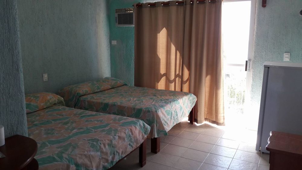 Hotel Ma Elena Isla Mujeres Extérieur photo